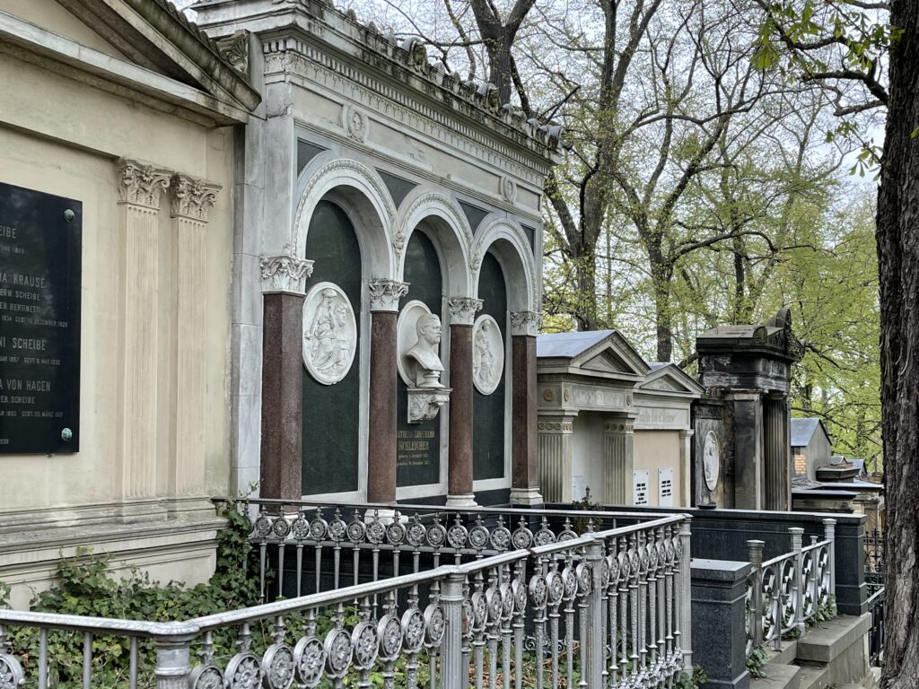 Wunderwelt Sankt Matthäus Kirchhof – Bild 14