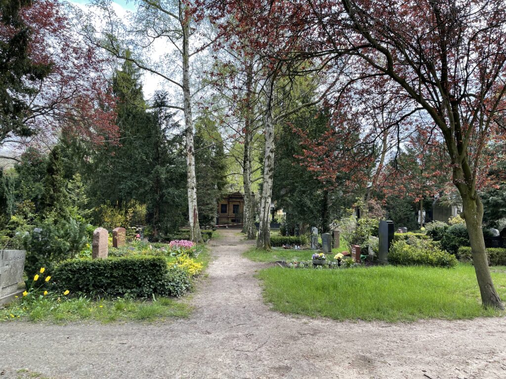 Wunderwelt Friedhof der St. Michael Gemeinde – Bild 5
