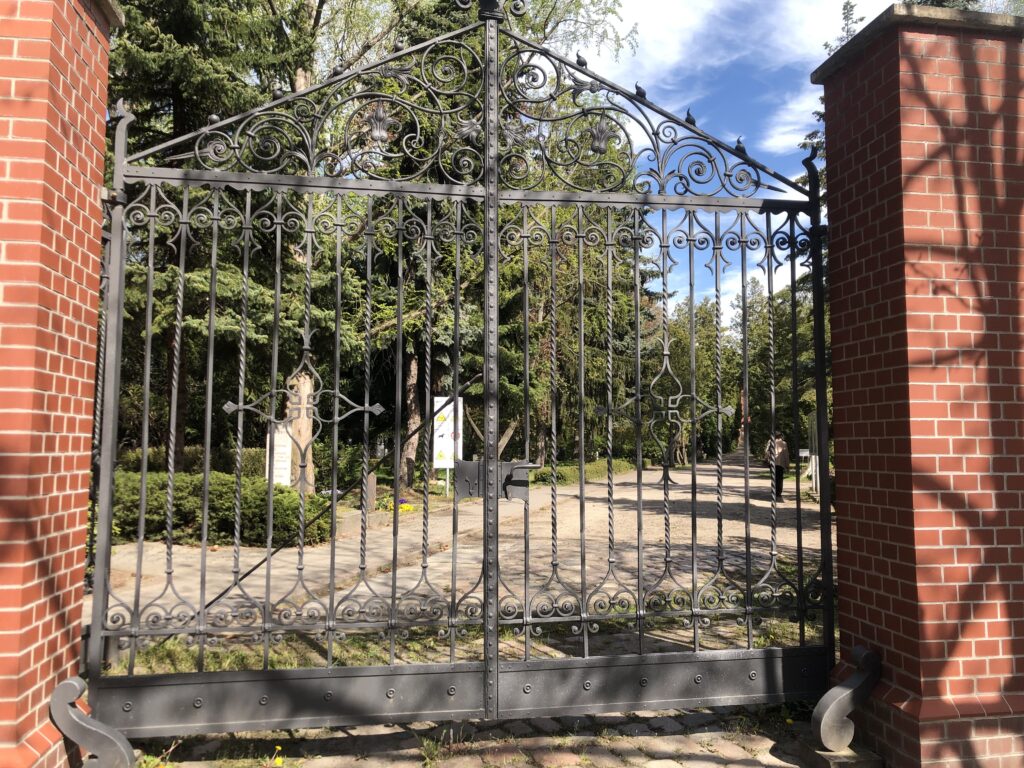 Wunderwelt Auferstehungsfriedhof – Bild 5
