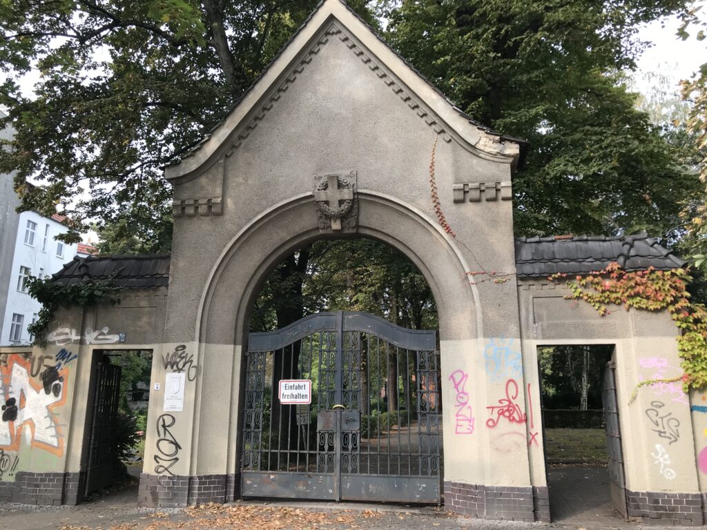 Wunderwelt Friedhof Schöneberg (Künstlerfriedhof)